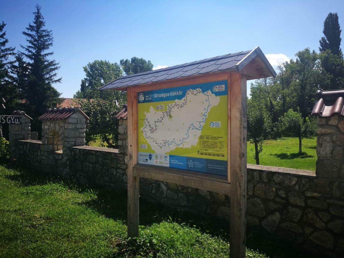 Patak Apartman, Diszel Tapolca Buitenkant foto